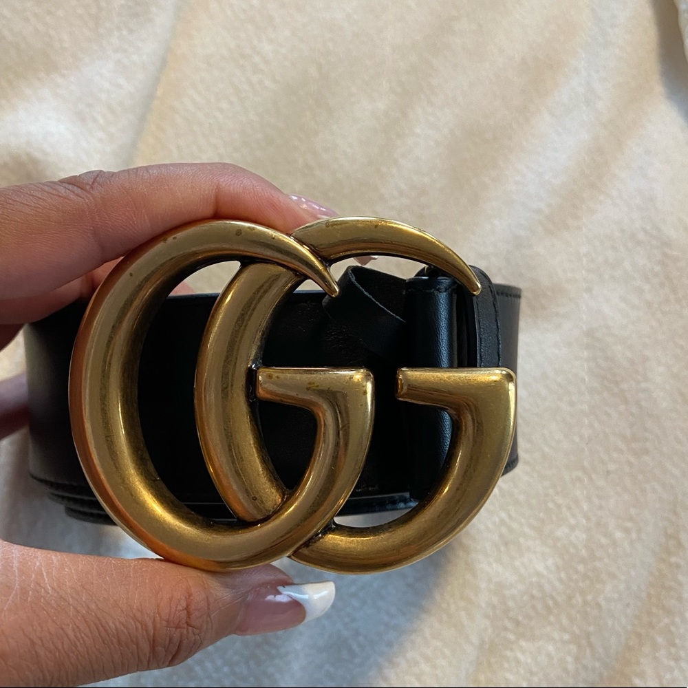 Gucci leather belt with double G buckle